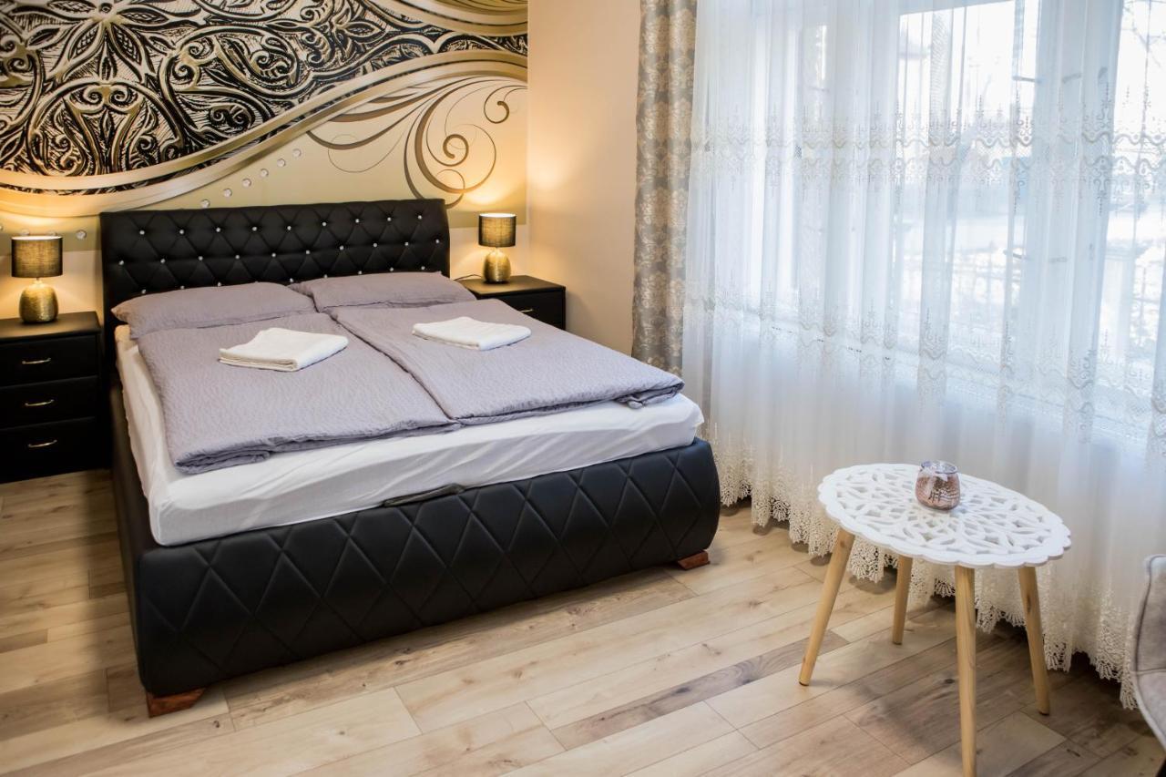 Villa Apartman * Makó